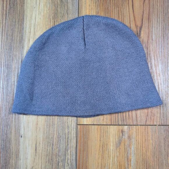 EMBROIDERED SKULL BEANIE WITH BARBED WIRE DETAILS - Picture 4 of 4